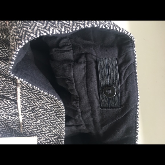 Grey and black skirt - Picture 7 of 8